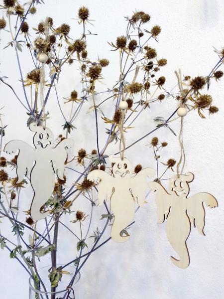 3 ulkige Geister Anhänger Holz